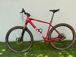 Cube Reaction C:62 XL – 9,3 kg, XX1 AXS, Fox Factory
