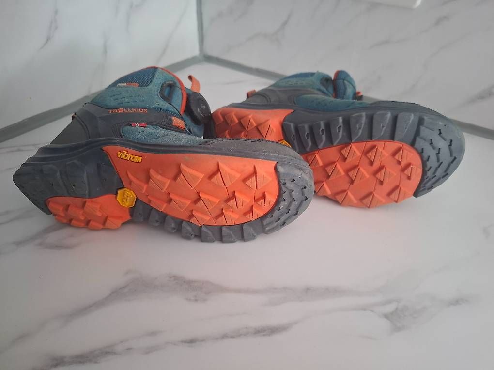 Scarpe per ragazzi: Trollkids Wanderschuhe Gr. 31 – Usato da Mastrils venduto da des_f2q5 1