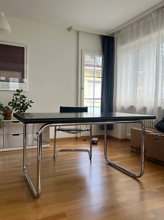 Tische: Holztisch mit Chrombeinen – Gebraucht aus St. Gallen von eli_5v7k