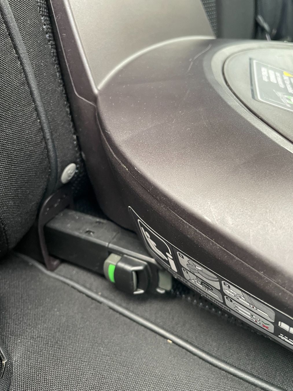 Nuna Auto-Kindersitze: Nuna Auto Base Next (Isofix) – Gebraucht aus Bellikon von Roland777 8