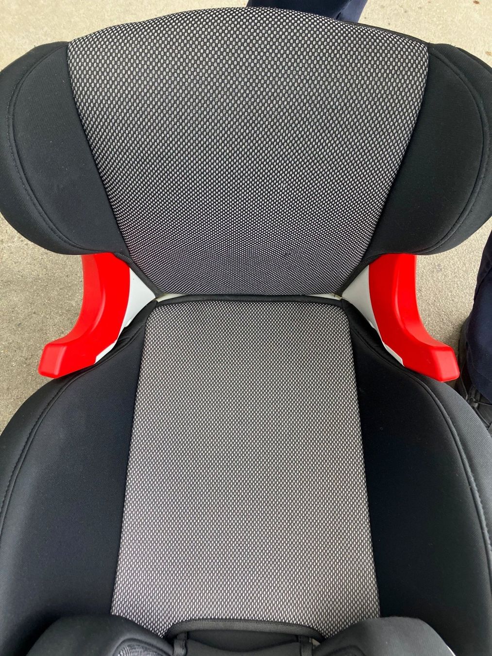 Seggiolini per auto: Kindersitz Baier Adefix 2 Teilig 15-36kg – Usato da Lufingen venduto da Zwerg75 4
