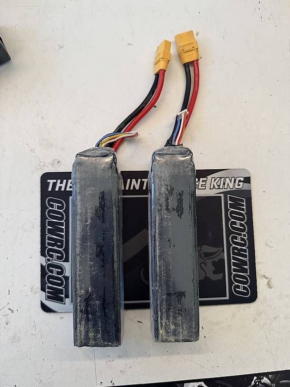 Batterie, Caricabatterie & Alimentatori: 2x 4s 10000mah batteries – Usato da Mägenwil venduto da vas_7pxb 3