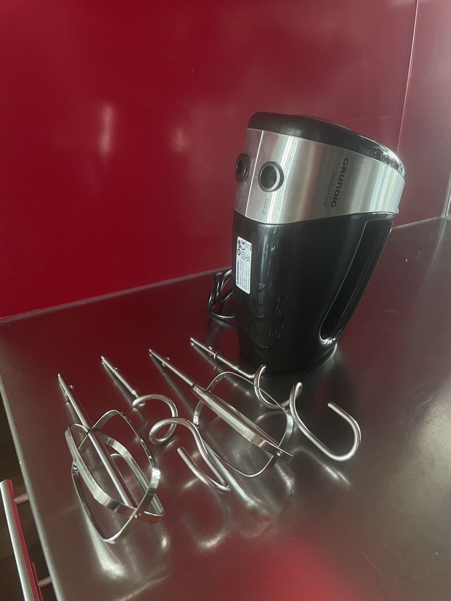 Grundig Elettrodomestici da cucina: Grundig Handmixer HM5040 300W – Usato da Zürich venduto da tim_5kkw 1