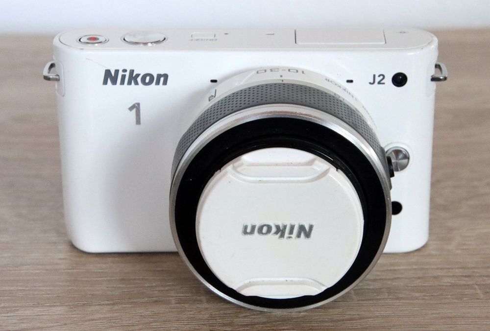 Nikon 1 J2 10.1 MP Digitalkamera Kit inkl. 1030mm Objektiv Kaufen