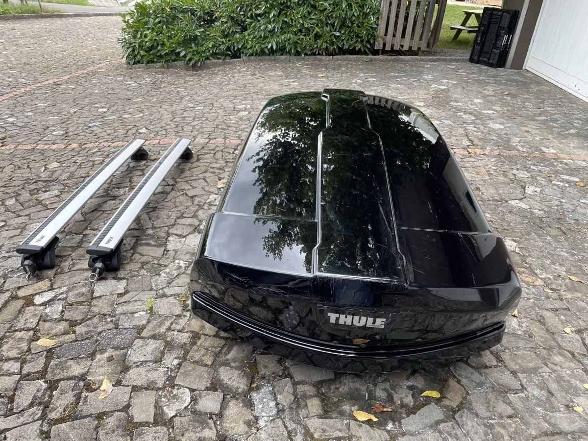 Thule Coffres de toit: Dachbox Thule mit Dachträger Thule – D'occasion à Thun par Villawisteria 1