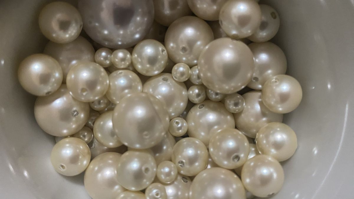 Perlen (unechte): Perlen Schmuck Bastelperlen Perlenmix – Gebraucht aus Zürich von Timi80 2