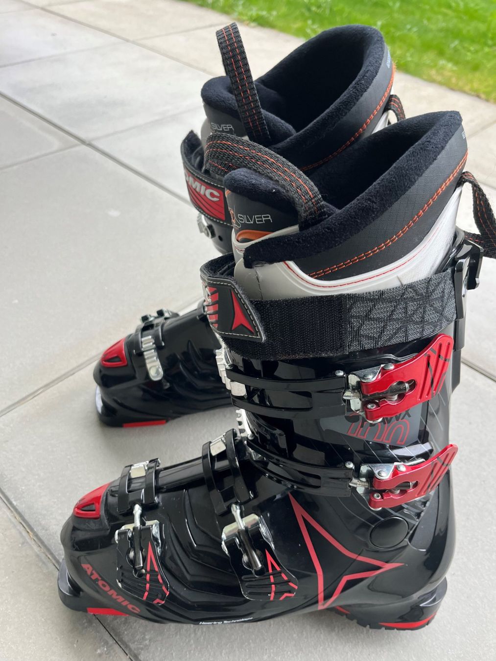 Scarpe da uomo: Skischuh Atomic Atomic Hawk 100 Black Red – Usato da Felsberg venduto da flazila 2