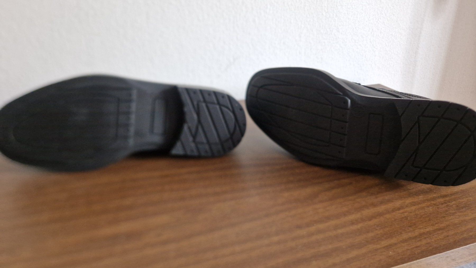 Scarpe da uomo: Herren Schuhe Armando Grösse 40 – Usato da Laufen venduto da nostalgie0811 2
