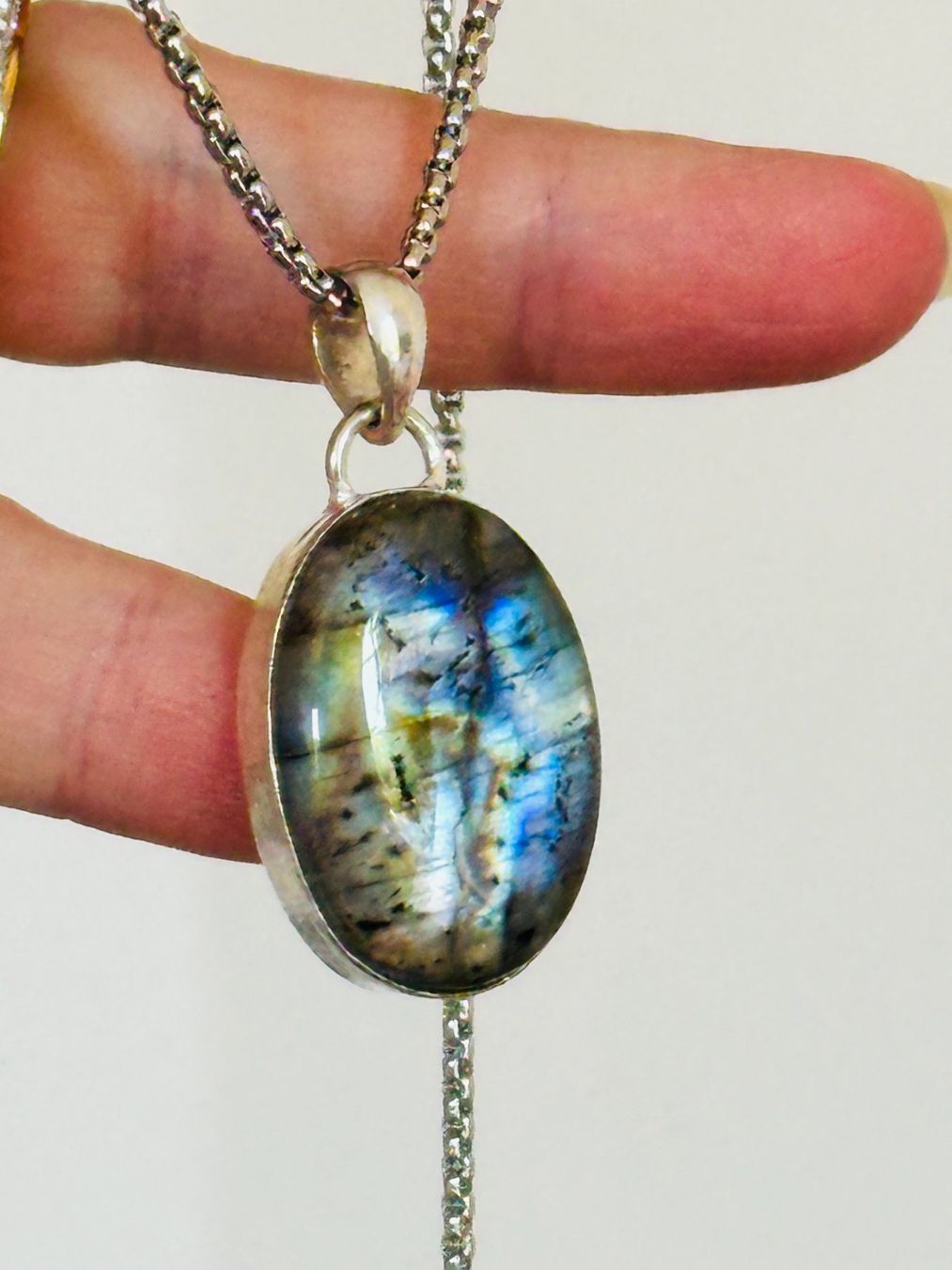 Catenine: Labradorite Gemstone Handmade Jewelry necklace – Nuovo e nell'imballaggio originale da Genève venduto da AGBERG 9