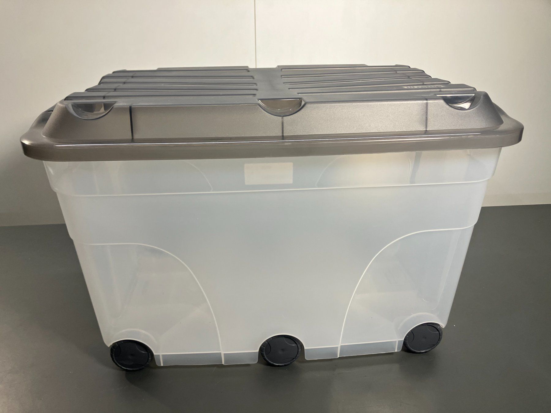 Rotho Behälter & Ähnliches: neue Rotho Rollbox/Stapelbox 6Rollen ab 1.- – Neu (gemäss Beschreibung) aus Lichtensteig von Buy24International 2