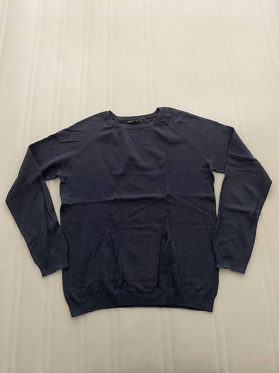 Bershka Pulls & Sweat-shirts: Bershka Herren-Pullover L – D'occasion à Emmenbrücke par ced_f8tz
