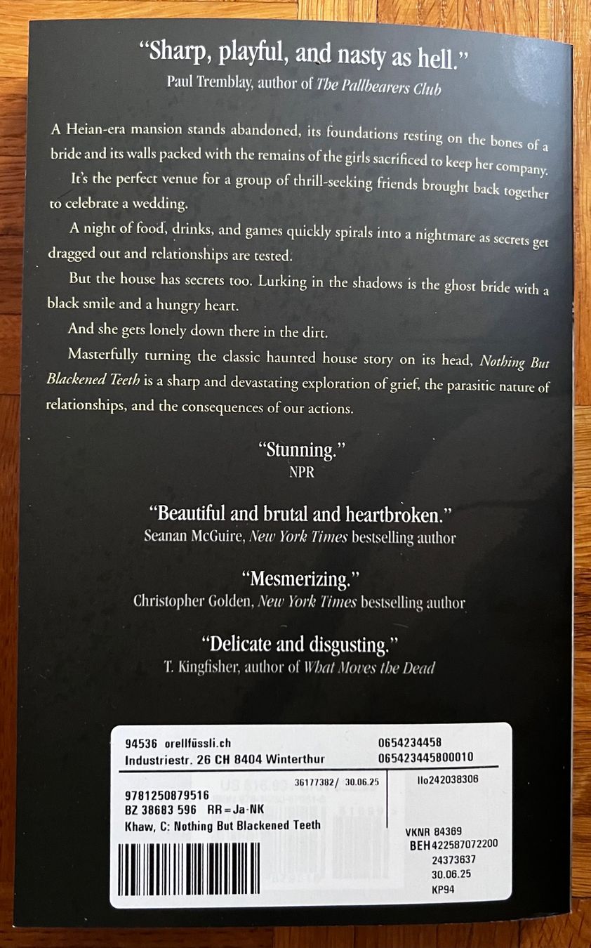 Libri: Nothing but blackened teeth / Cassandra Khaw – Usato da Petit-Lancy venduto da Hastala42 1