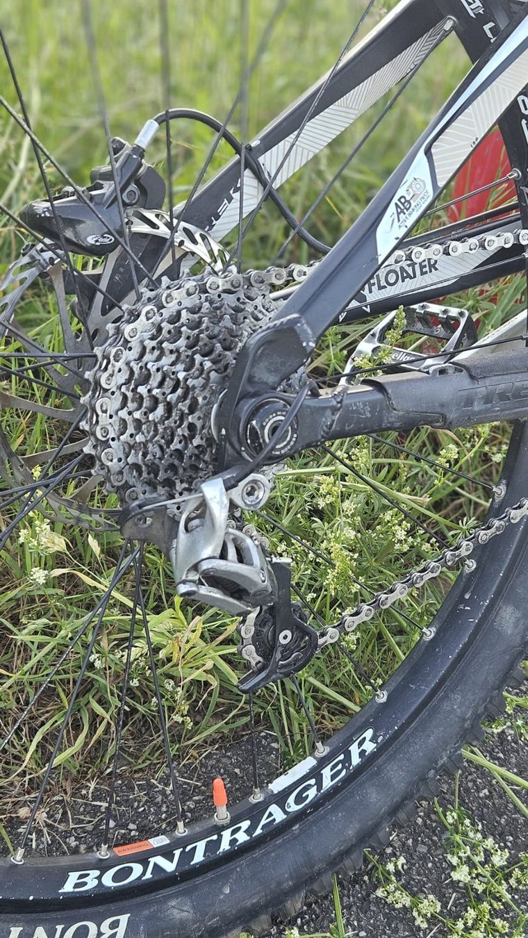 Trek Biciclette: Trek Scratch 8 EVO 2011 – Downhill / Freeride MTB – Usato da Winznau venduto da FlorianV 7