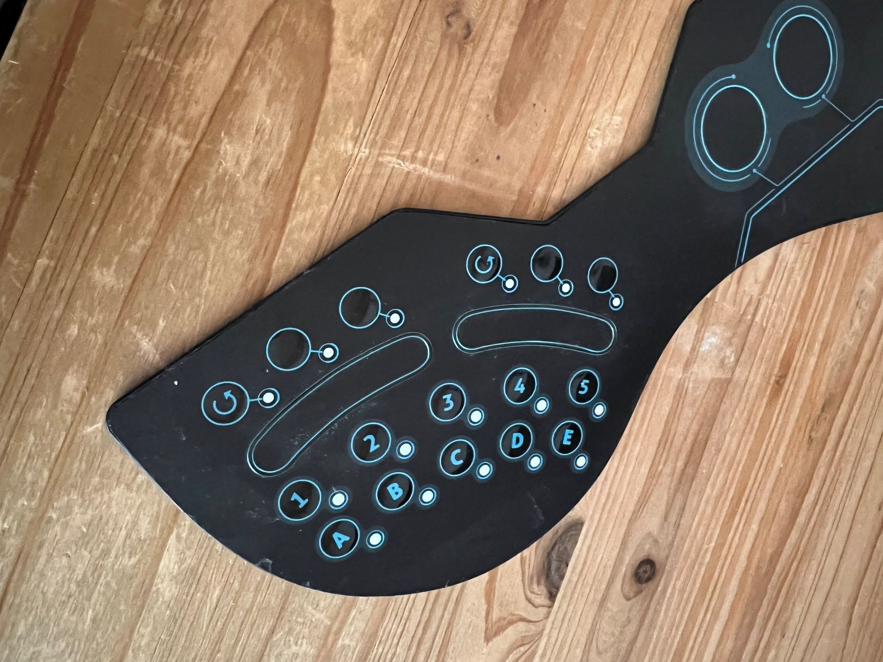 Musikinstrumente: ACPAD Wireless Midi Controller für Akustikgitarren – Gebraucht aus Zürich von flobachofner 1