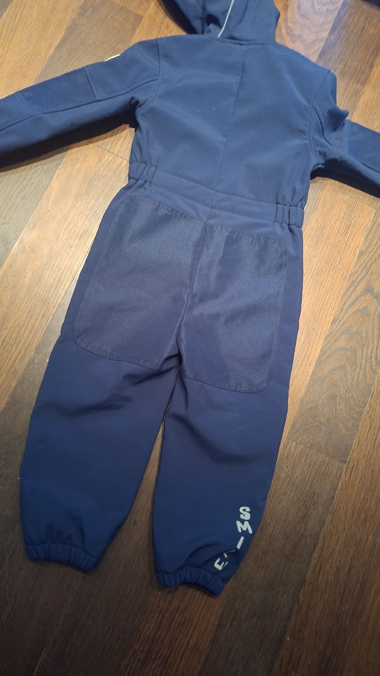 Killtec Completi: Softshell Overall Killtec Grösse 98/104 sehr gut erhalten – Usato da Zürich venduto da AleksandraS 4
