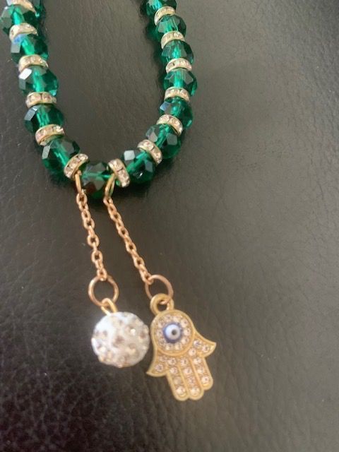 Bracciali & Braccialetti: Elegantes, grünes Armband / Glücksbringer – Nuovo e nell'imballaggio originale da Beromünster venduto da msklef 1