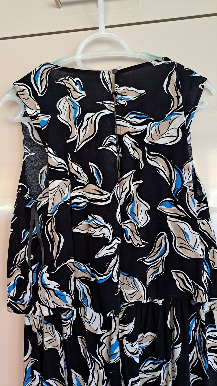 Phase Eight Tute: Jumpsuit  "Phase Eight" – Nuovo e nell'imballaggio originale da Elgg venduto da Semmerli 2