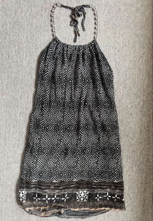Trägerloses Maxikleid mit Muster Grösse M