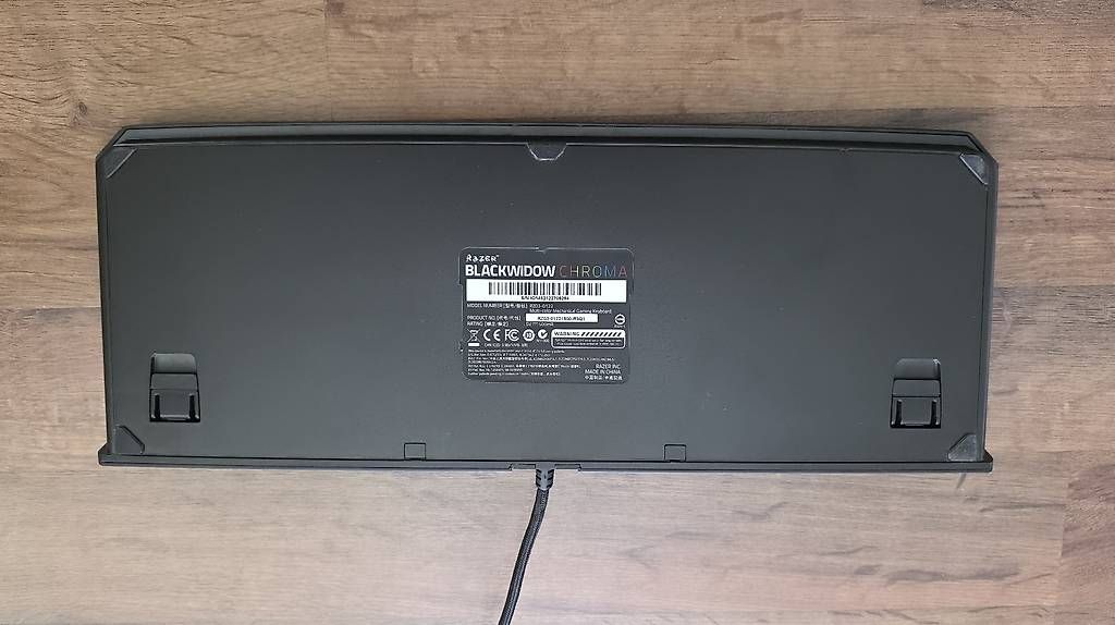 Tastiere: Razer BlackWidow Chroma (CH-Layout) – Usato da Linthal venduto da StuessiLinthal 1