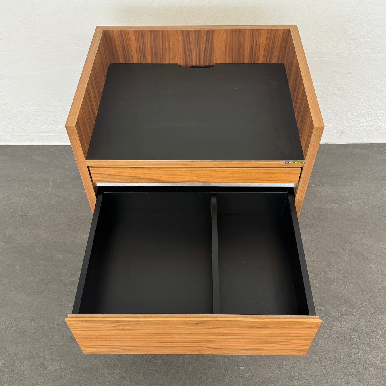 Schränke: Top Design Exclusiv Sideboard 650mm breit - Nussbaum – Gebraucht aus Schönenwerd von mcofficeshop 1