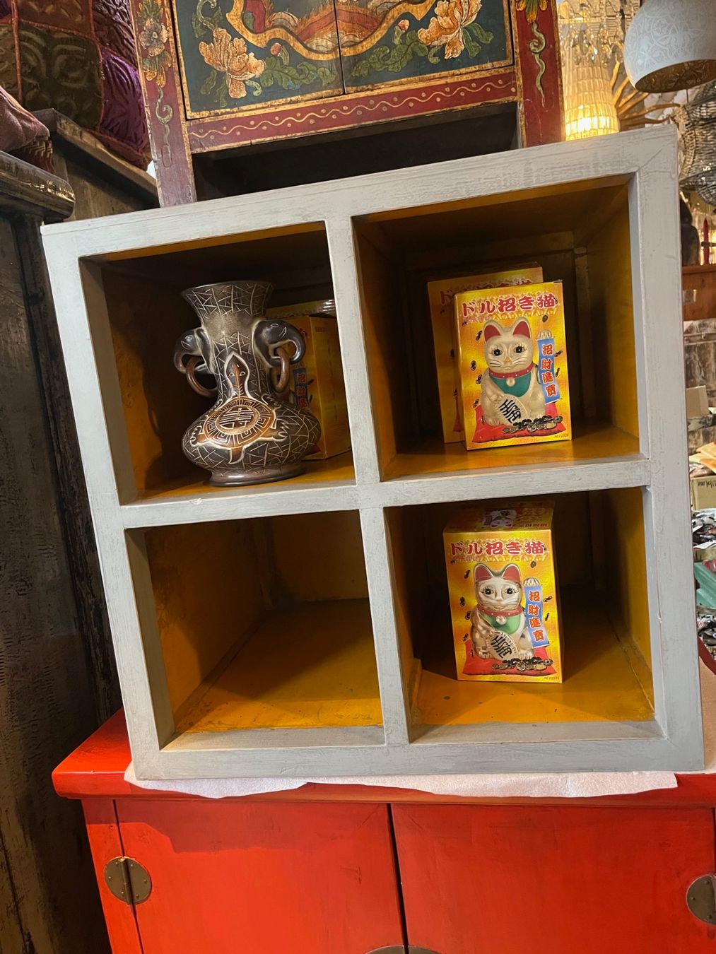 Cassettiere: Cube Tisch mit vier offenen Fächern | LIQUIDATIONSVERKAUF – Nuovo (secondo la descrizione) da Zürich venduto da Hnikbay 1