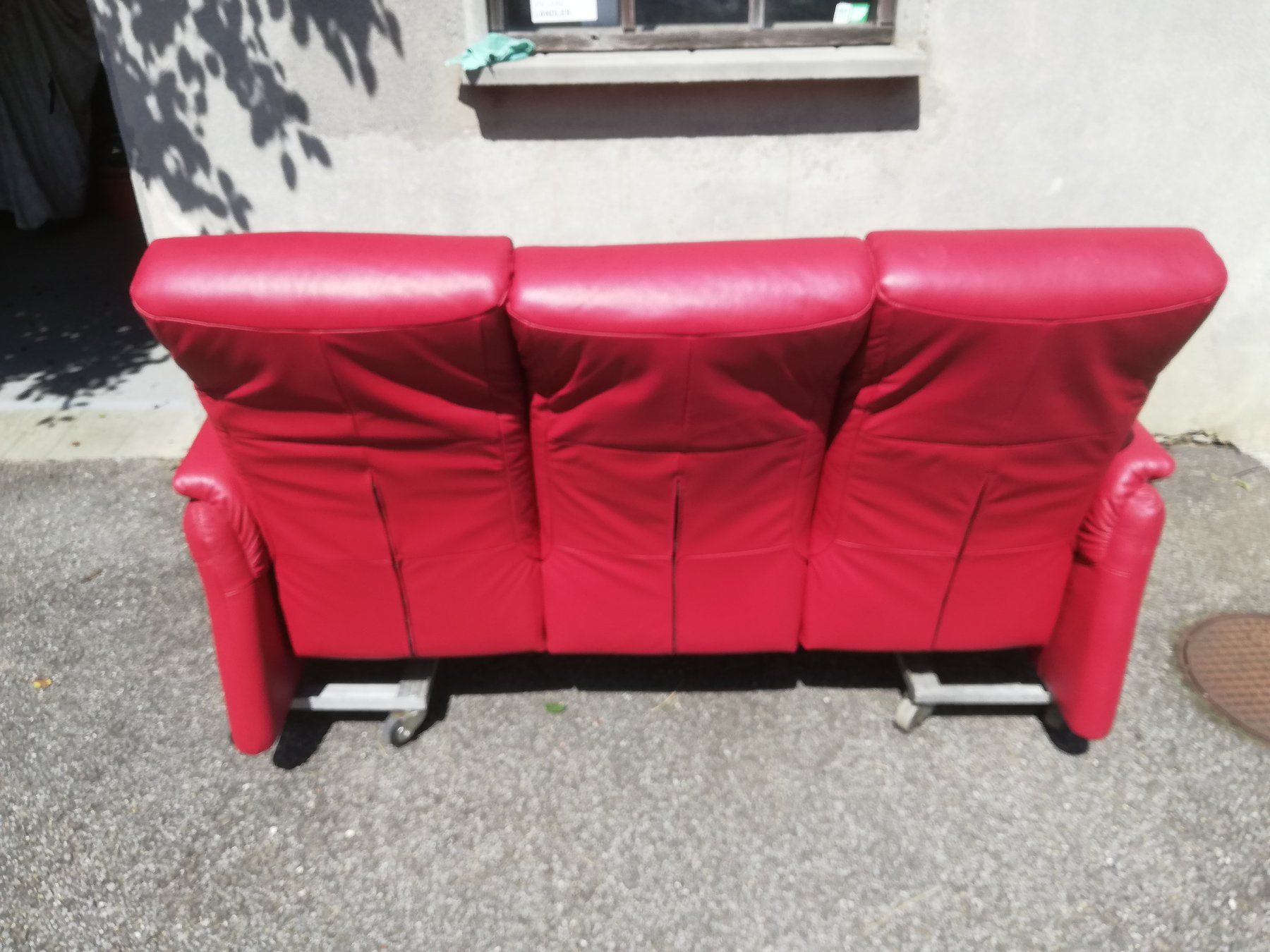 Divani: Sofa Echtleder – Usato da Dallenwil venduto da Fmsarl 1