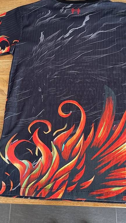 Maillots de corps & Pantalons: Liverpool Special Edition Grösse S – D'occasion à Roggliswil par trek01 3