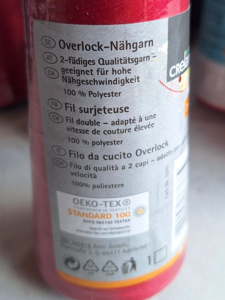 Cordicelle & Fili: OVERLOOK NÄHGARN NÄHFADEN RESTPOSTEN – Usato da Huttwil venduto da Kunterbuntli 5