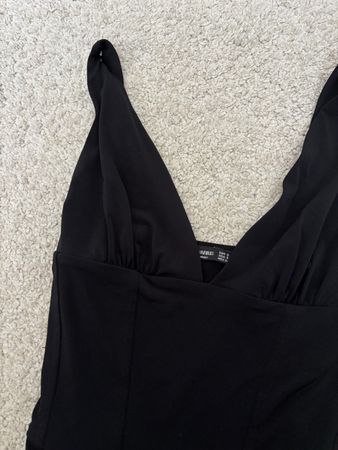 Body scollato nero