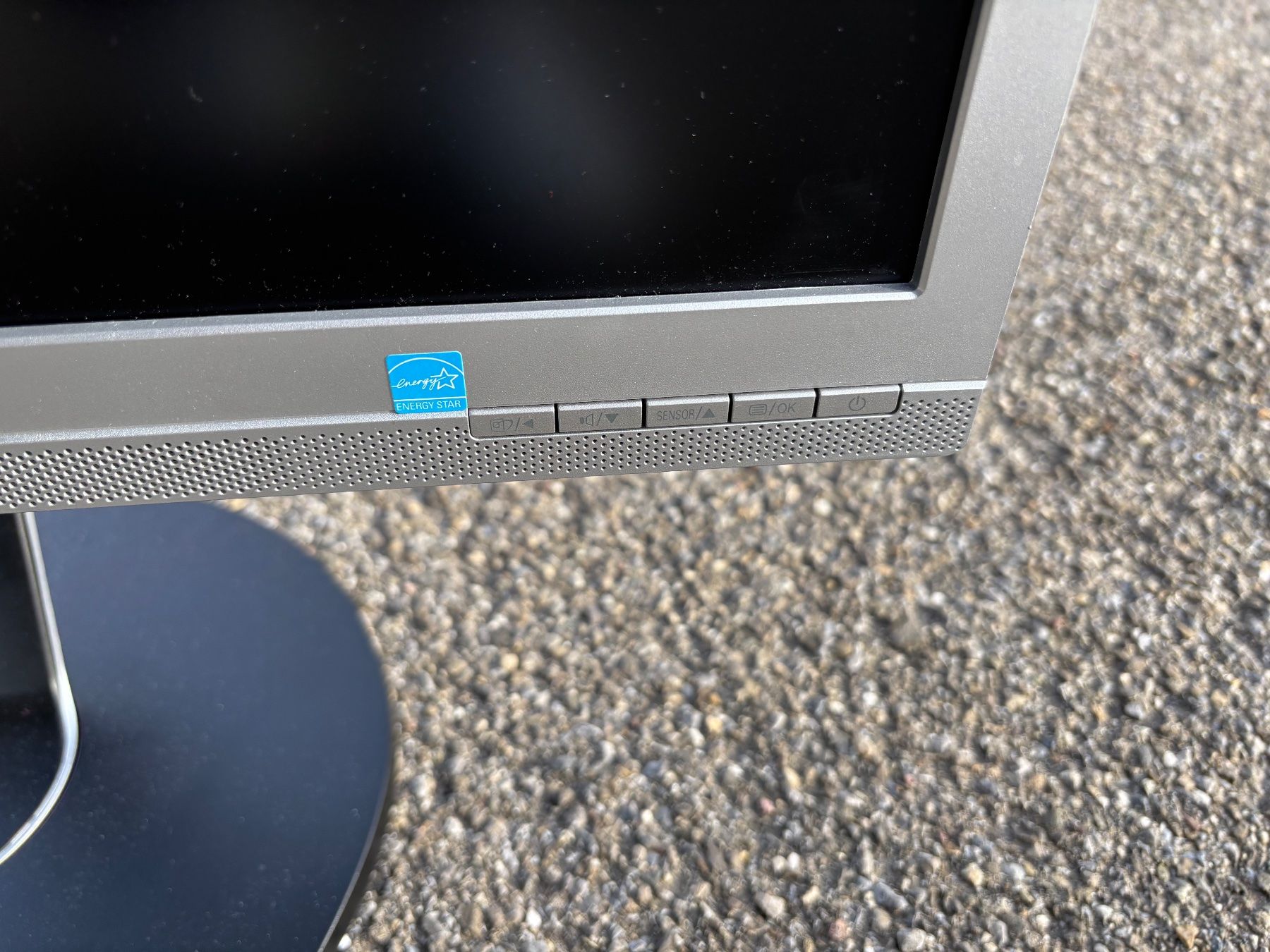 Philips Monitore: Philips 24" Bildschirm, DVI, HDMI, VGA, Silber, 2016 – Gebraucht aus Weissbad von Studently 5
