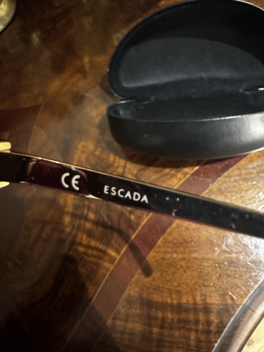 Escada Occhiali & Lenti: Escada Sonnenbrille – Usato da Schaan venduto da kri_tsw8 5