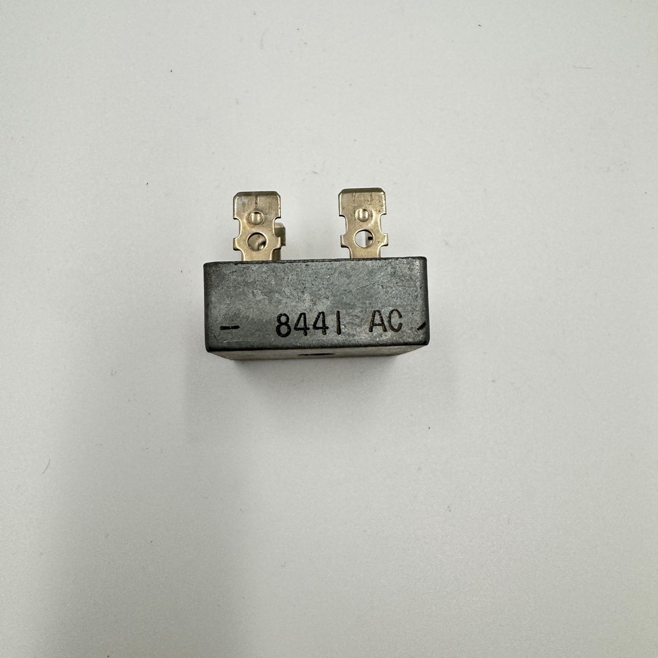 Componenti elettronici: Brückengleichrichter KBPC25-04 – Nuovo (secondo la descrizione) da Hofstetten ZH venduto da Balu083