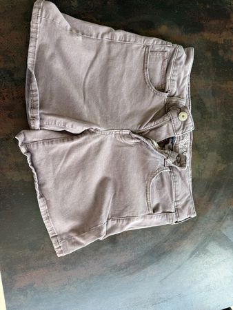 Kurze Jeansshorts Gr. 38, Sommerlich & bequem, guter Zustand