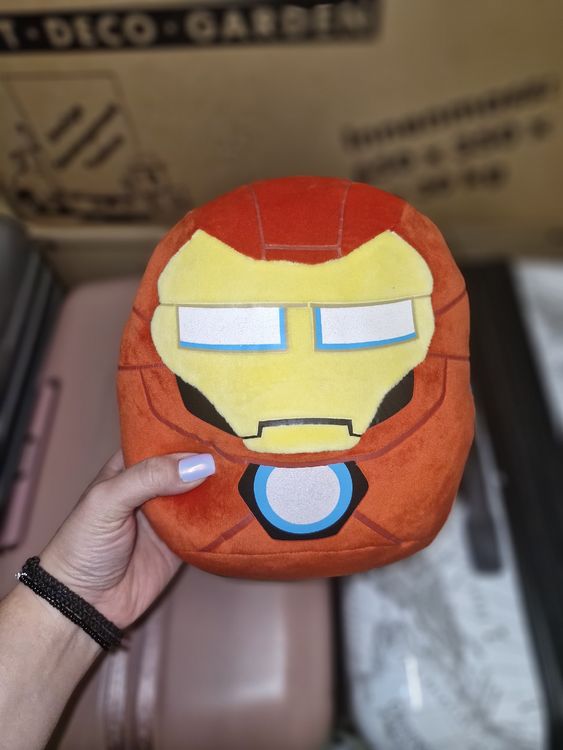 Marvel Iron Man Plüsch-Rucksack – Mit Baumelnden Armen & Beinen, 32x25x12 Cm