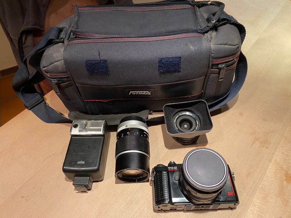 Fotoausrüstung Konica 1