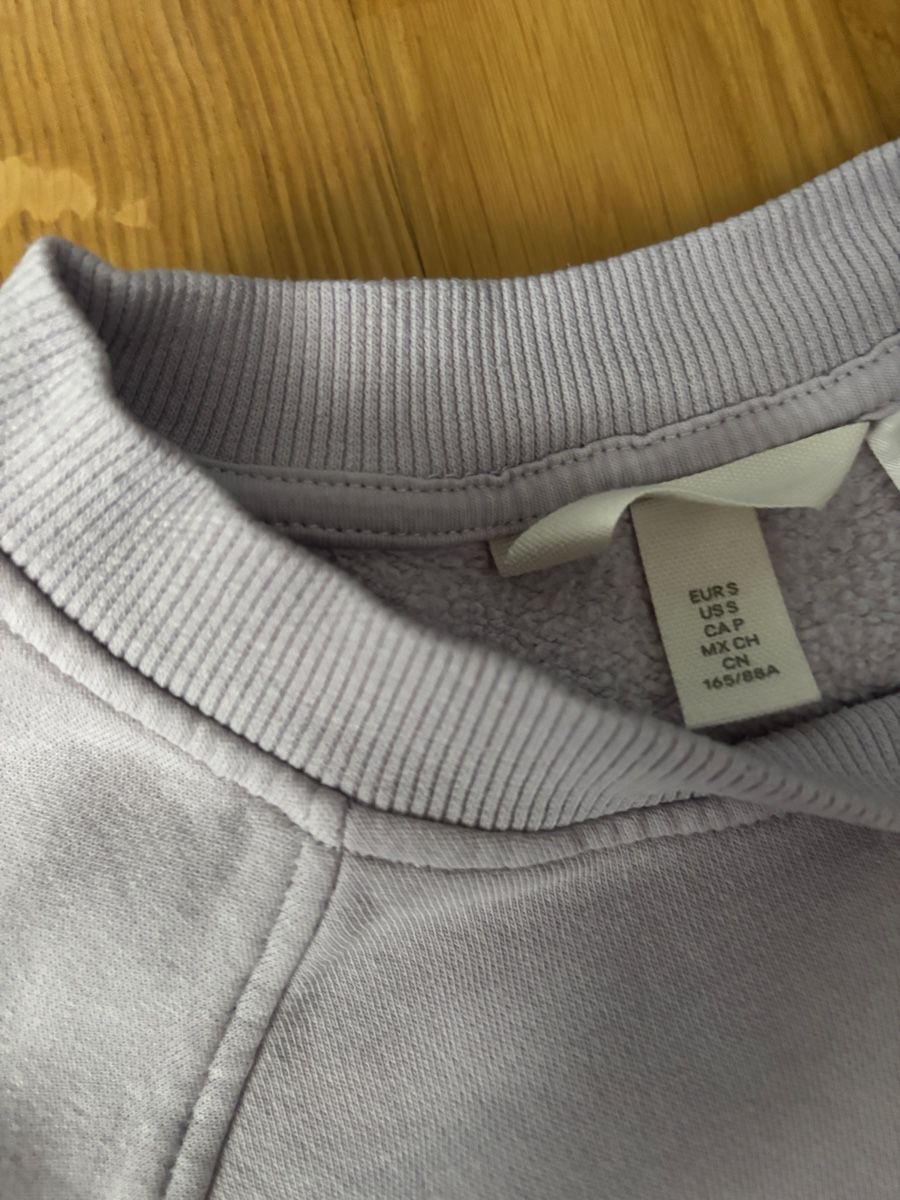Pulls & Sweat-shirts: Pullover H&M DisneyGrösse S F – D'occasion à Wangen an der Aare par Semadeni13 2