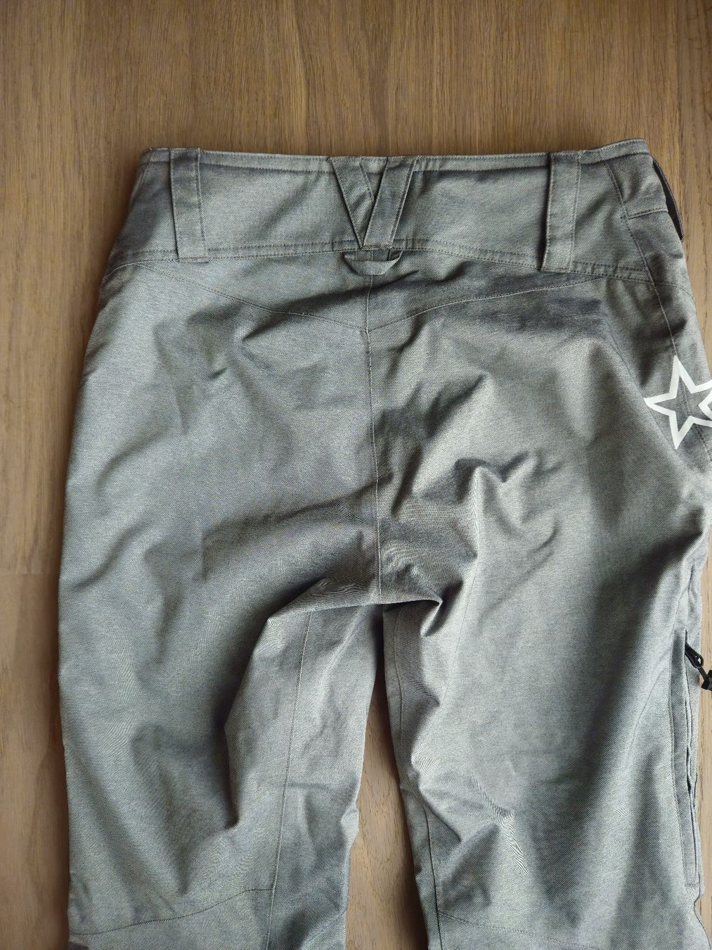 Sci: Skihose Zimtstern – Usato da Effretikon venduto da Shopmycloset8 5