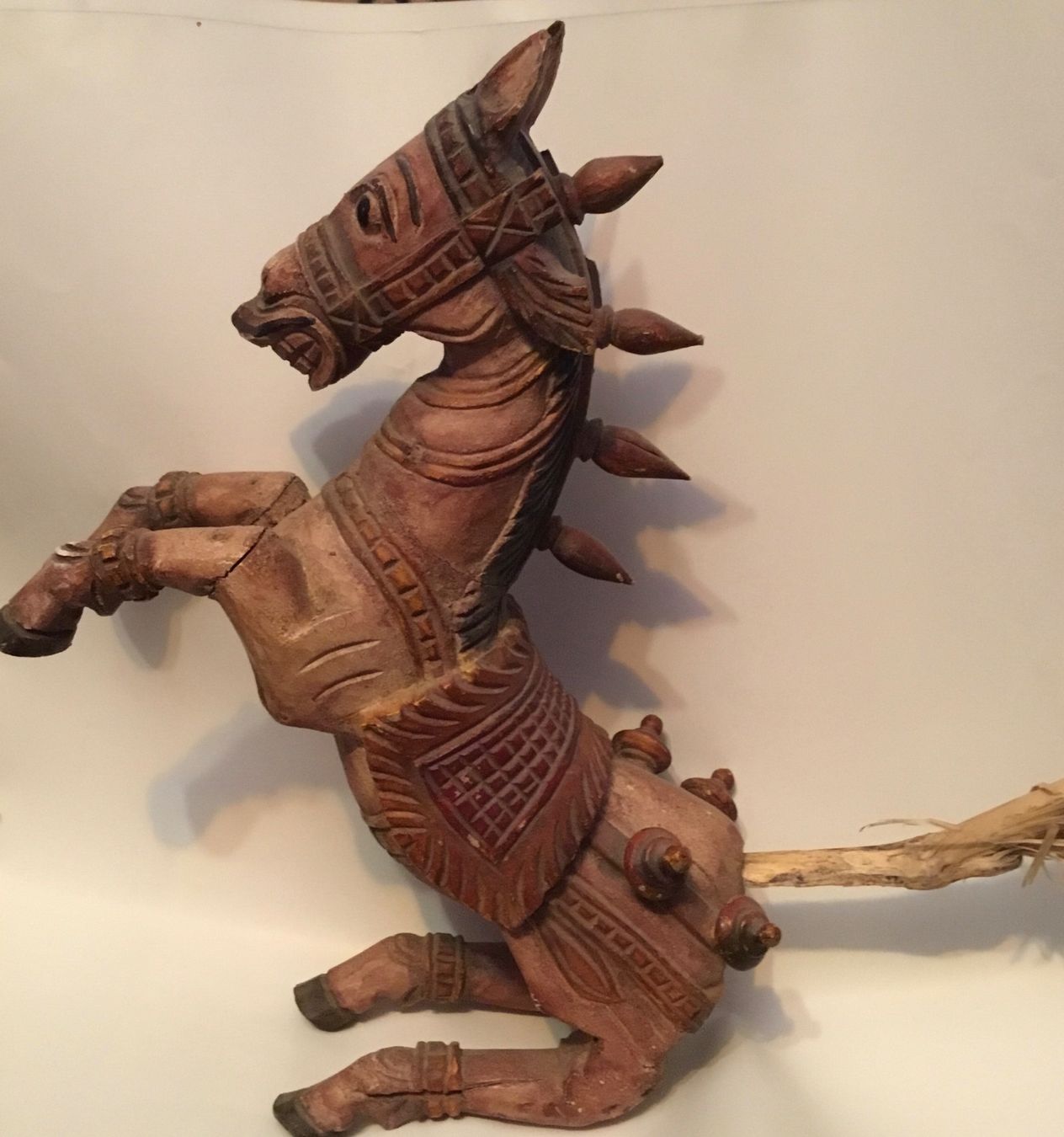 Statuette: Antikes Holzpferd – Usato da Schlieren venduto da Jeajet