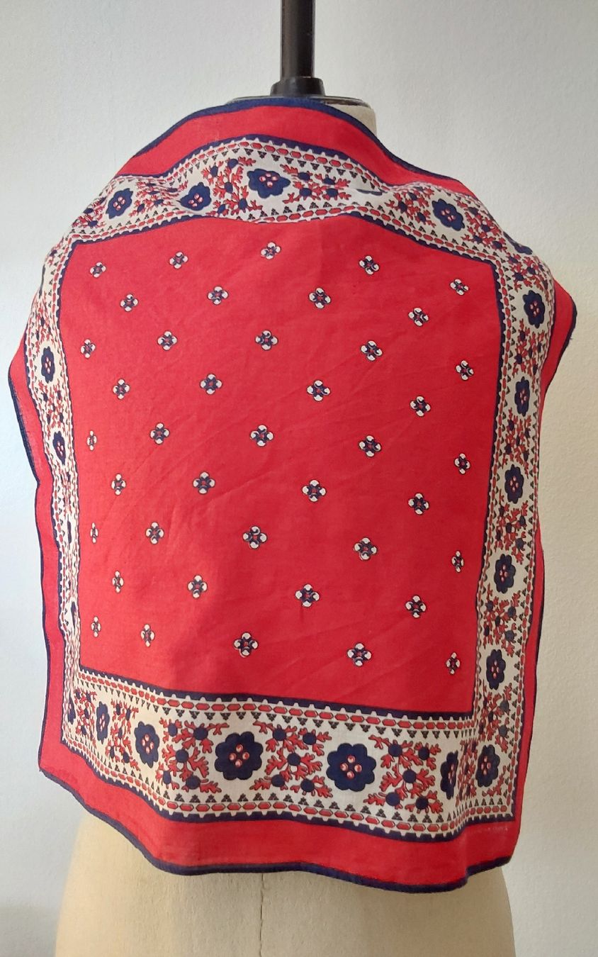 Foulards & écharpes: Baumwolltuch quadratisch – Neuf (Voir description) à Köniz par scopello12 1