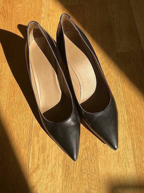 Hermès Scarpe da donna: Original HERMÈS Pumps Grösse 39.5, schwarz – Usato da Zürich venduto da newyorknewyork12