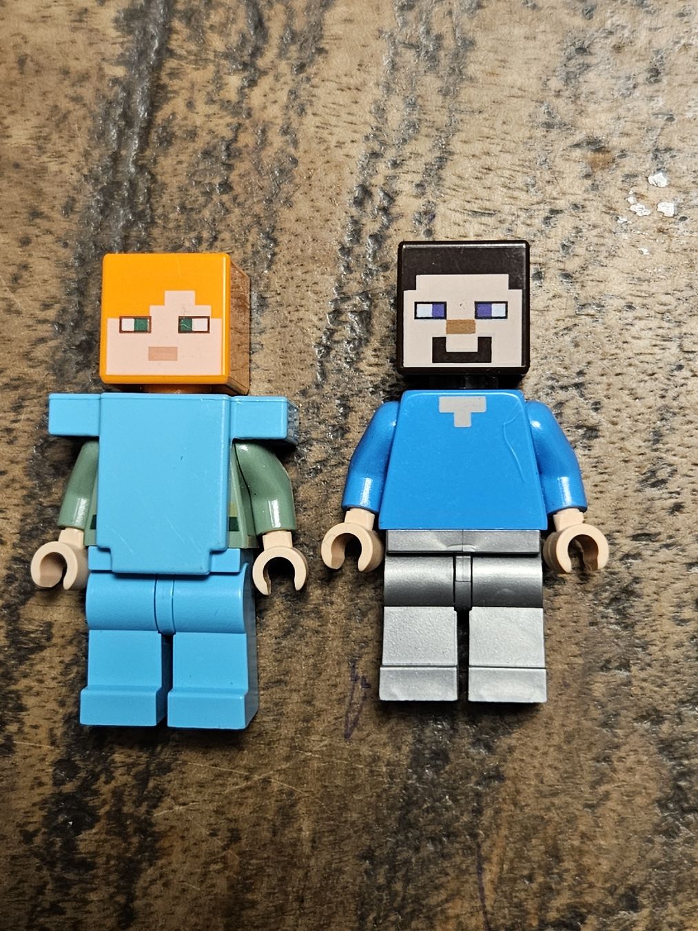 Lego Kit di costruzioni: lego figurine minecraft min048 et min070 – Usato da Confignon venduto da Ecrofigs
