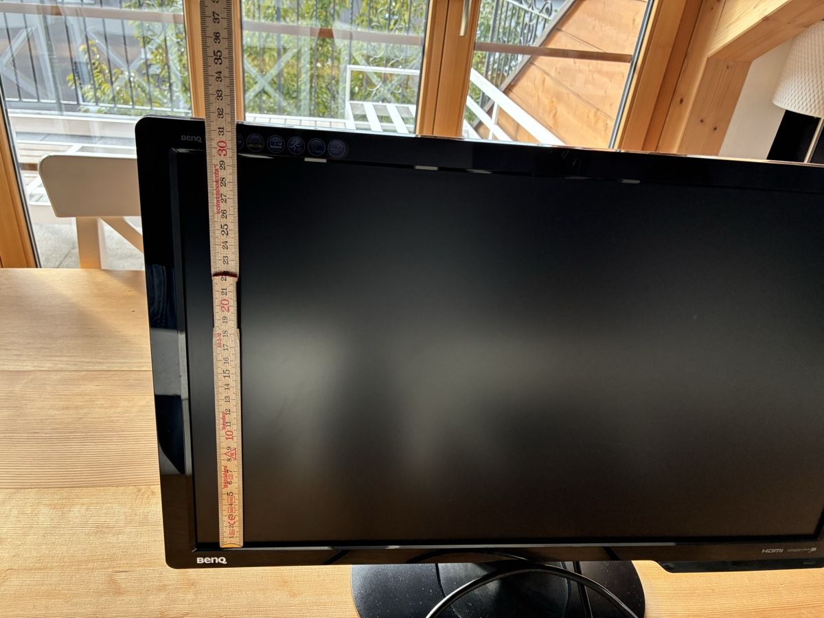 Monitore: Bildschirm – Gebraucht aus Menznau von dar_w9yg 1