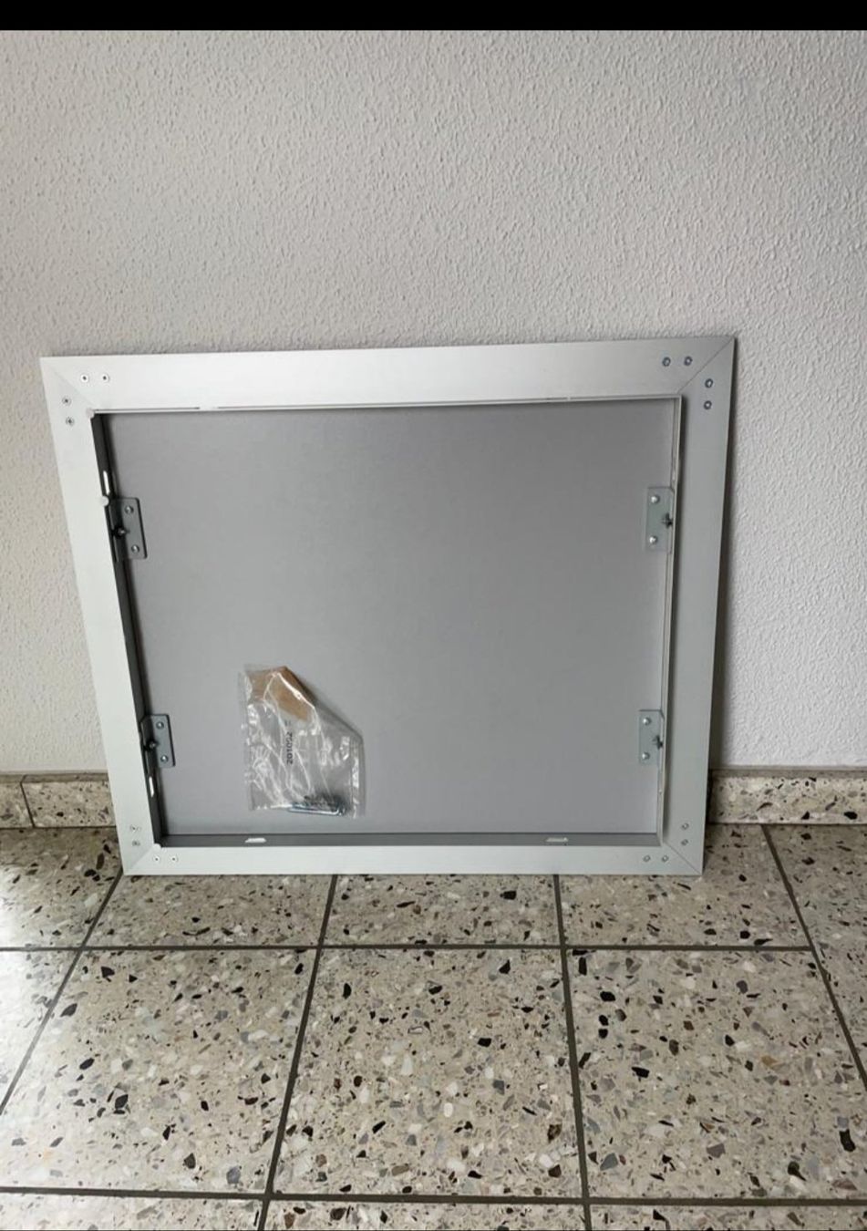 Spiegel: Wandspigel – Neu und originalverpackt aus Uster von Dada_g556