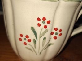 Hübsche Vintage Tasse mit Blumenmuster