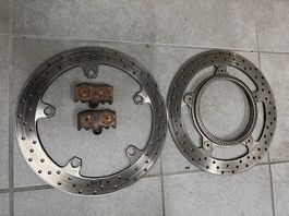 BMW R1150RT Bremscheiben vo. gut
