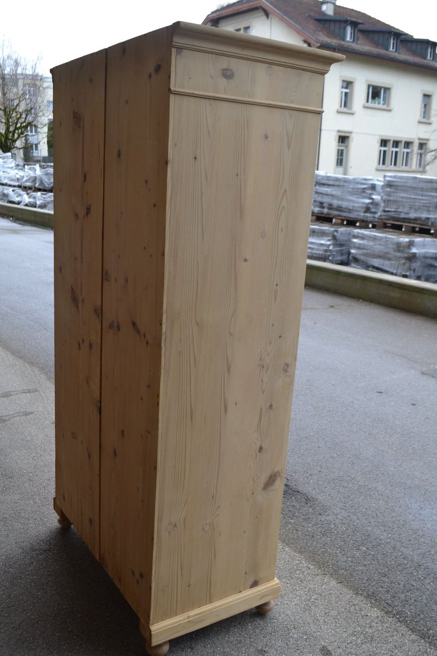 Schränke: 1 Türiger Antiker Schrank – Gebraucht aus Wil SG von Athi 5