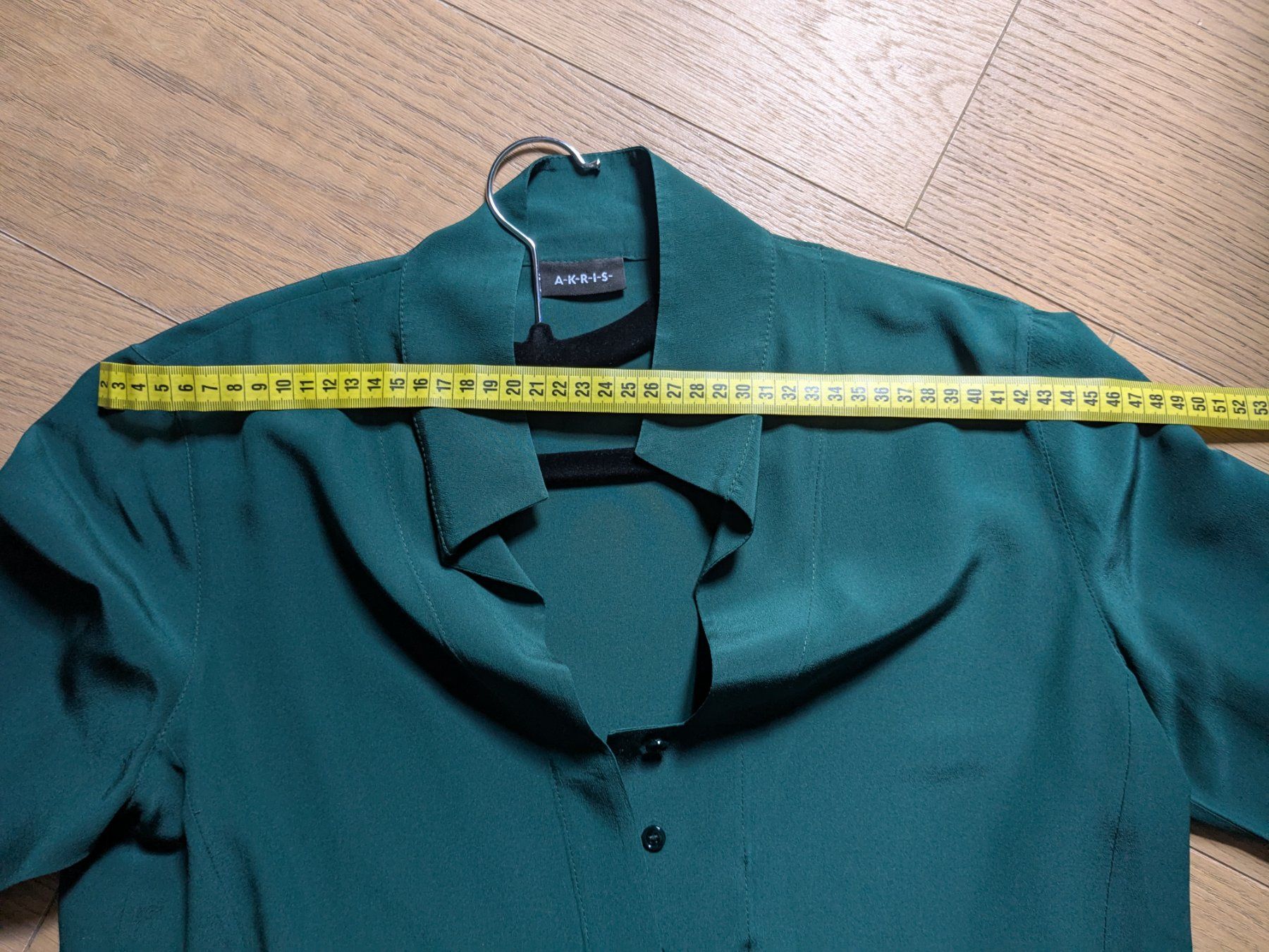 Akris Blusen: Akris Seidenbluse grün elegant Gr.8US/ 38 CH – Neu (gemäss Beschreibung) aus Zürich von vdenisa1 5