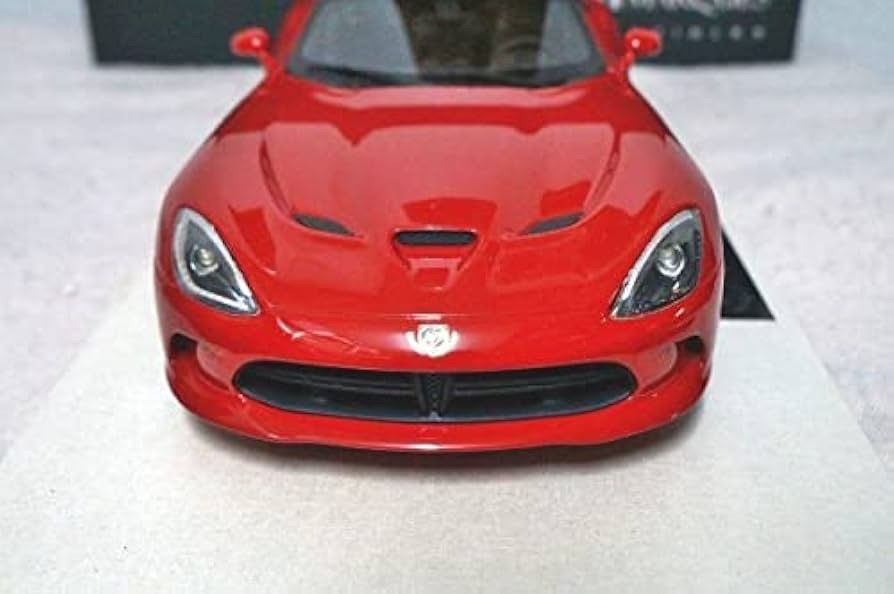 Dodge Modellini d'auto: DODGE VIPER SRT 2014 ROT 1:18 TOP MARQUES – Nuovo e nell'imballaggio originale da Suhr venduto da Moebelsiralfred 2