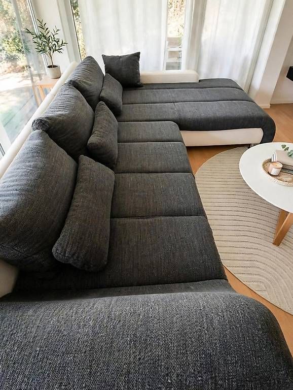 Sofas: grosses Ecksofa Stoff Anthrazit/Kunstleder weiss – Gebraucht aus Zürich von ani_6fbt 3