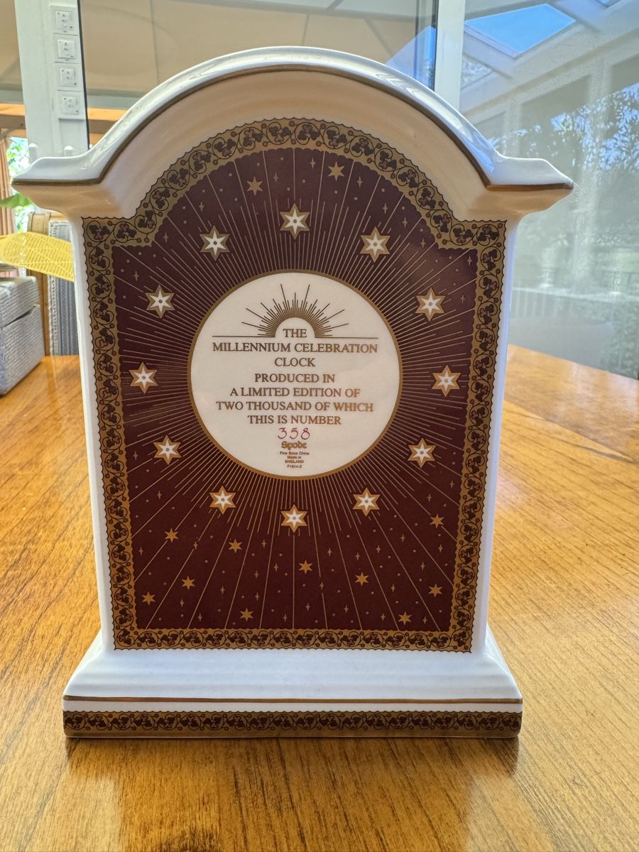 Stand- & Wanduhren: Millennium Celebration Clock, limitierte Edition Nr. 356 – Gebraucht aus Vaduz von Greenturtle 1